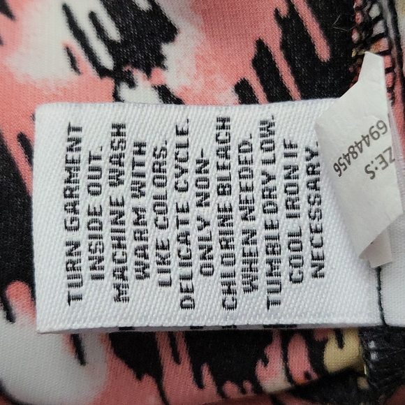 Ophelia Roe Multicolor Abstract Light Weight Tunic Tank Top S - Picture 7 of 7